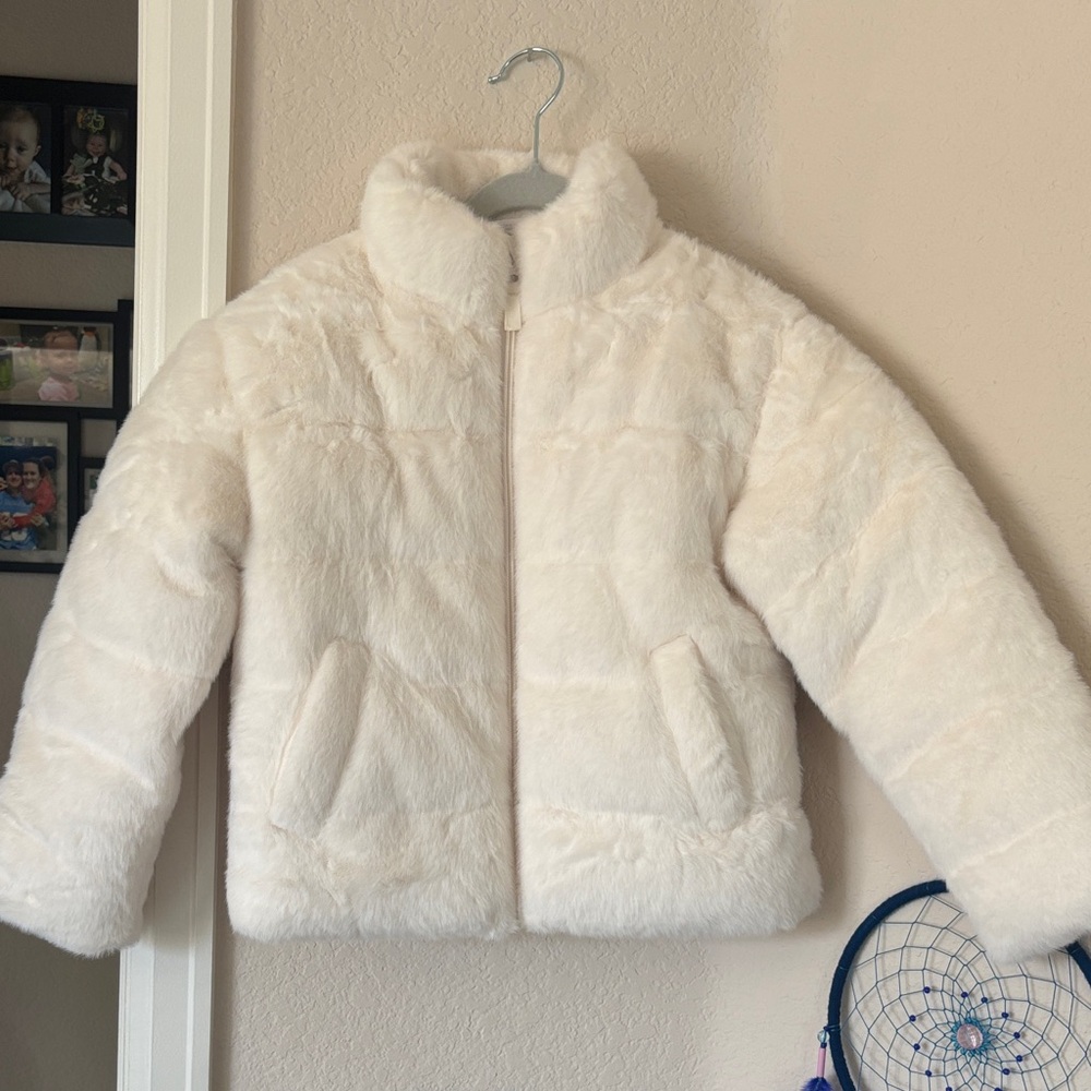 NWOT Rokka&Rolla Kids Cream Faux Fur Jacket